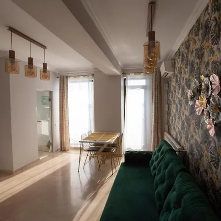 Andra Apartment Mamaia